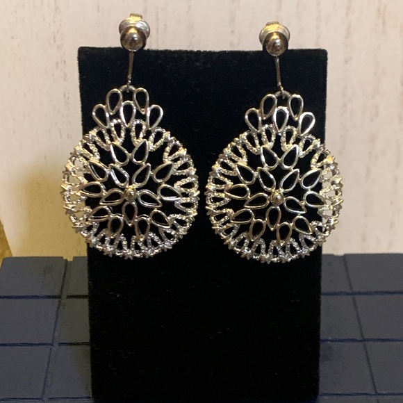 Sarah Coventry Jewelry - Sarah Coventry Vintage Clip Earrings